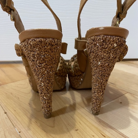 EUC Naughty Money Platform Hills Size6 - Picture 3 of 8